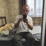  ,  Roman, 22