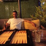 ,  Ali, 44
