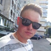  ,  Alex, 29