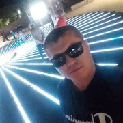  ,   Ruslan, 32 ,   ,   , c , 