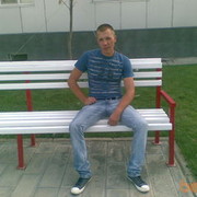  ,   Viktor, 44 ,   