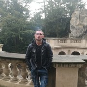  ,   Artur, 31 ,   c 
