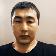  ,  Makon, 33