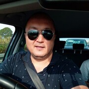  ,   Ali, 47 ,   ,   