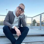  Antibes,  Patrick, 49