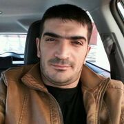  ,   Artur, 43 ,   ,   