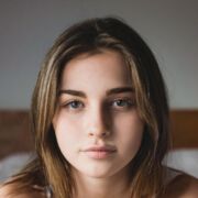  , 
