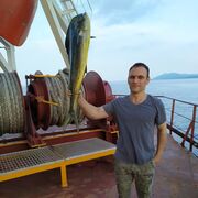  ,   Valerii, 37 ,   ,   , c 