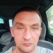  ,   Mikhail, 32 ,   ,   , 