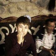  ,   Bek, 33 ,   ,   , c 