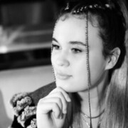 ,   EVELINA, 22 ,     