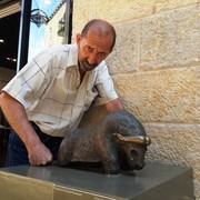  ,   Lion, 68 ,   ,   , c 