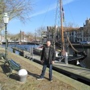  ,   Michal, 46 ,   ,   , c 