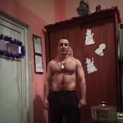  ,   Russel, 37 ,   