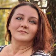  ,   Julia, 39 ,   ,   