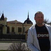  ,   Pavel, 44 ,   ,   