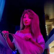  ,  Nika, 30