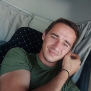  ,  Ruslan, 29