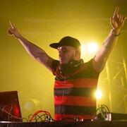  ,   DJ Smolin, 39 ,     , c 