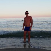  -,  Dima, 32