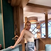  , 