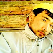  -,   Xusayin, 32 ,   ,   , c 