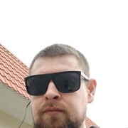  ,   Denis, 39 ,   ,   , c 