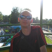  ,   Maikl, 43 ,  