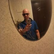  ,  Alek, 37