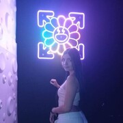  ,  Valeria, 26