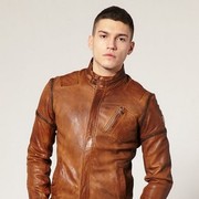  ,   Romeo, 37 ,   ,   , c , 