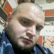 ,  Vlados, 33