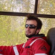  ,  Bekhruz, 27