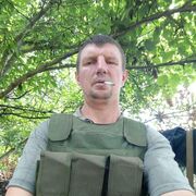  ,  Andri, 42