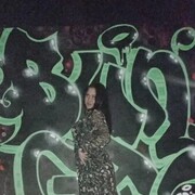  ,   Alexandra, 29 ,   ,   