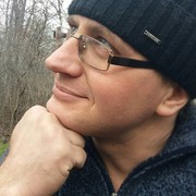  ,   Maxim, 43 ,  