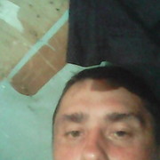  ,   Maksim, 44 ,   