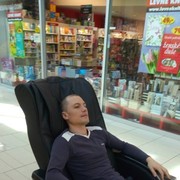  ,   Moise, 39 ,  