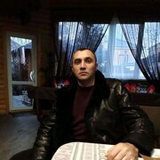  ,  Igor, 40