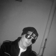  ,   Holoh95, 29 ,   ,   , c 