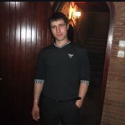  ,   Sarkis, 35 ,   ,   