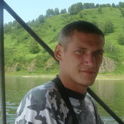  ,   Maxim, 44 ,  