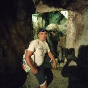  ,   Denis, 37 ,   ,   
