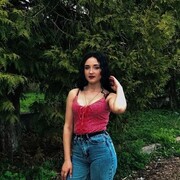  ,  Ilona, 22