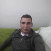  ,   Artur, 39 ,   ,   