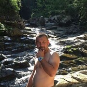  ,   Aleksandr, 41 ,   c 