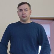  ,  Alex, 42
