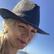  Malaga,   Nadya, 42 ,   ,   , c 
