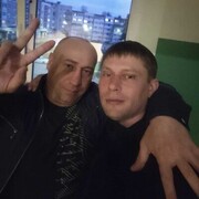  ,   Denis, 44 ,   c 