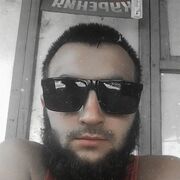  ,  Valeriy, 25